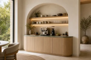 Kommode mit Kaffeebar aus geriffelter Eiche und gewölbter Nische image 1